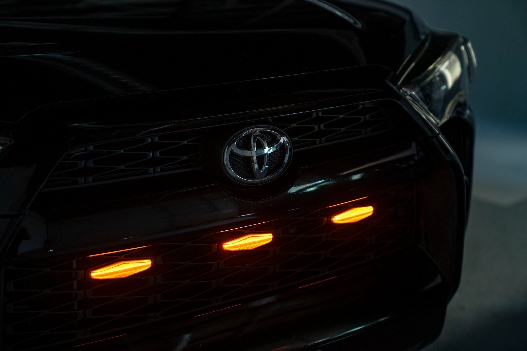 OLM Grille Lights (Amber Lens / Amber LED) - 14-19 Toyota 4Runner