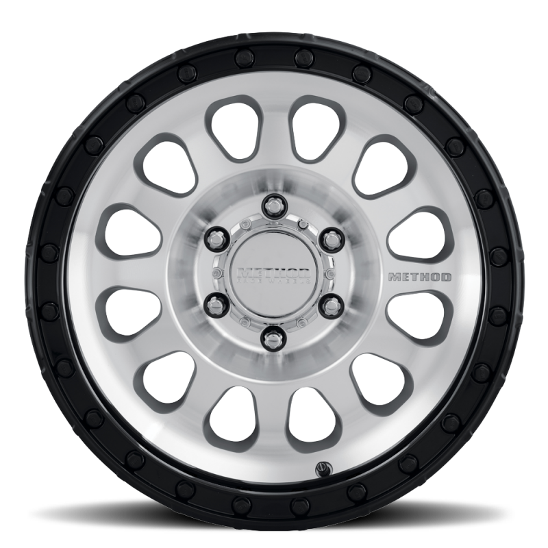 Method MR315 17x9 -12mm Offset 5x5 71.5mm CB Machined Wheel - Gloss Black Lip
