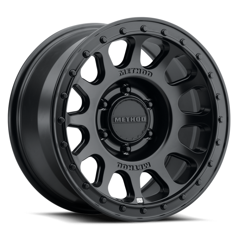 Method MR709 HD Bead Grip 18x 9in / ET12 / 6x5.5 BP / 106.25mm Bore - Black Wheel