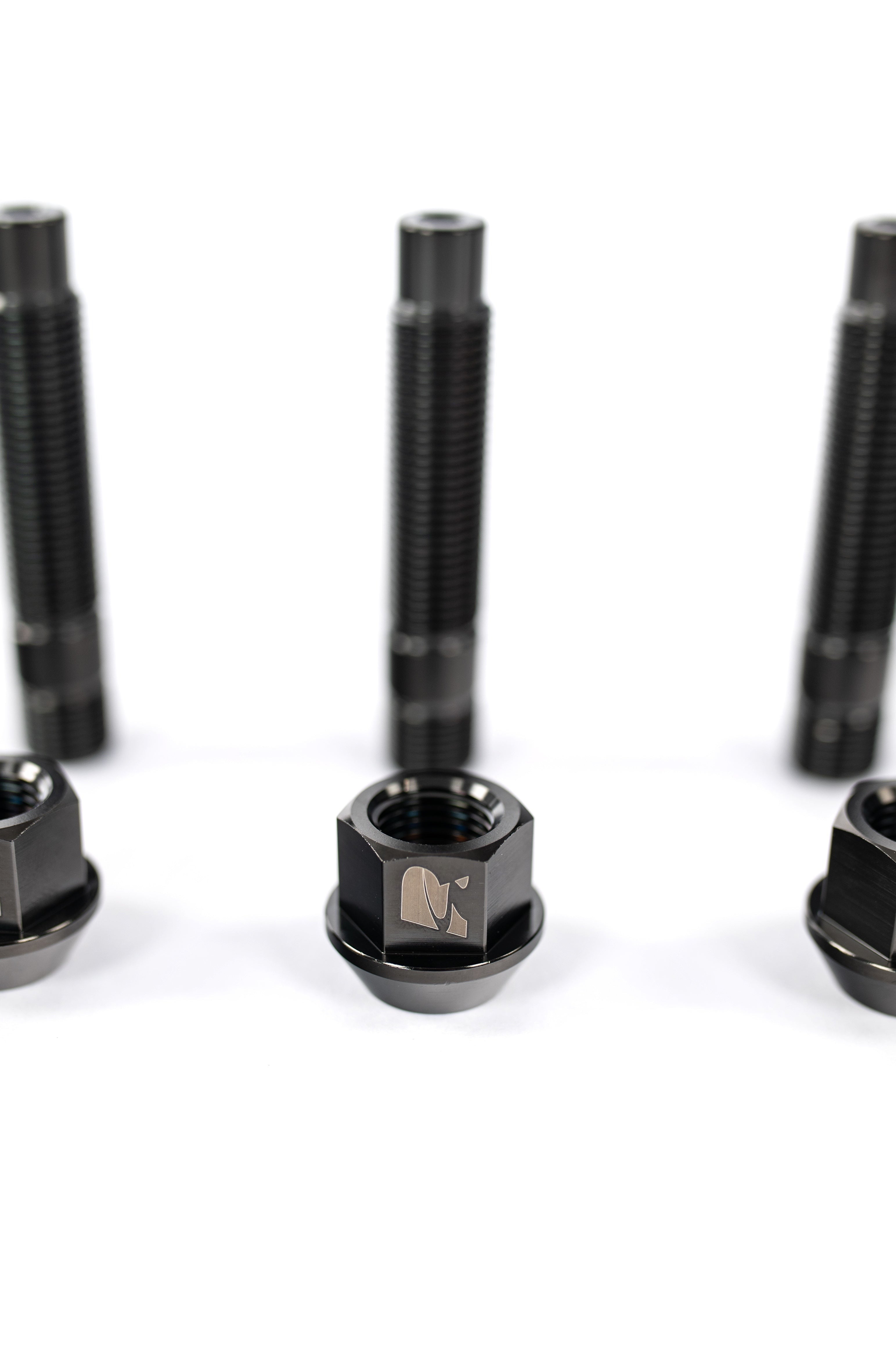 RENNELEMENT Titanium 75mm Stud Kit