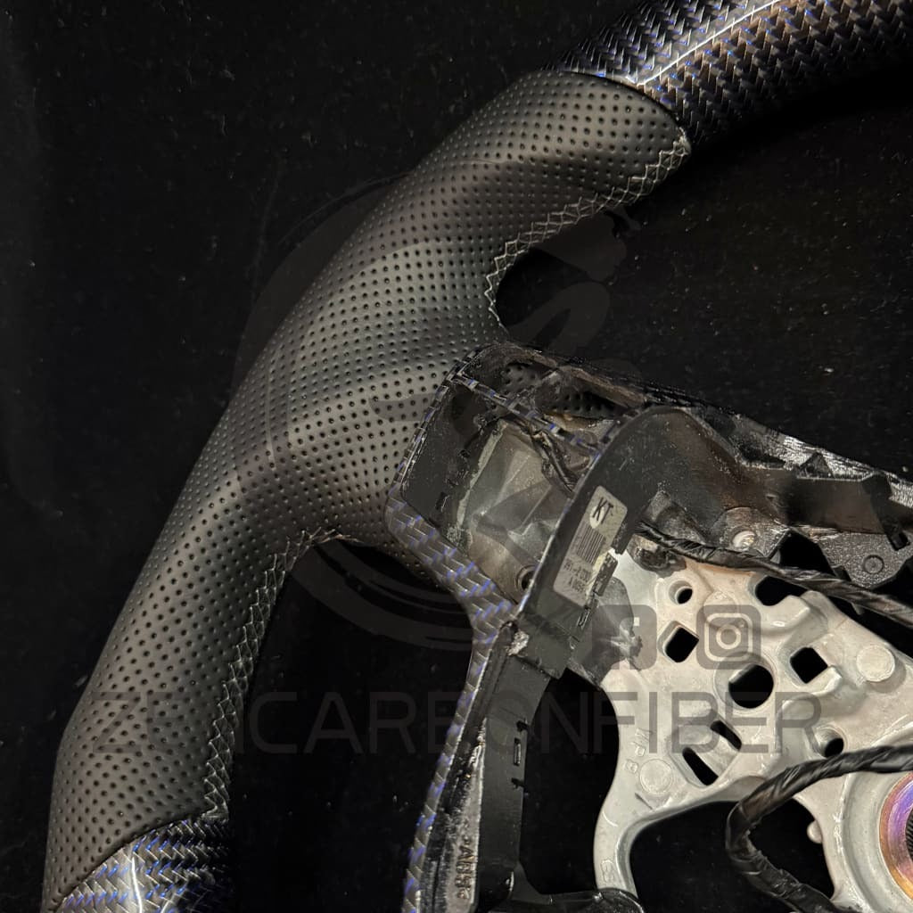 IN STOCK - Heated Carbon Fiber Steering Wheel for 2025+ 9th Gen Toyota Camry